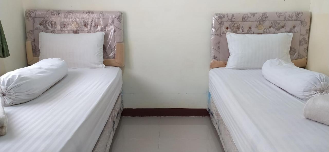 OYO 3954 Pondok Seruni Homestay Syariah Banjarbaru Bagian luar foto